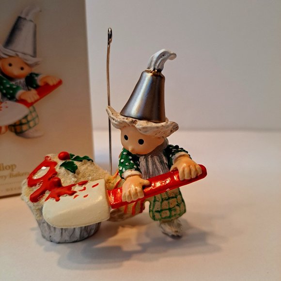 Hallmark Dollop 2006 the Merry Bakers ornament Xmas - Picture 1 of 9
